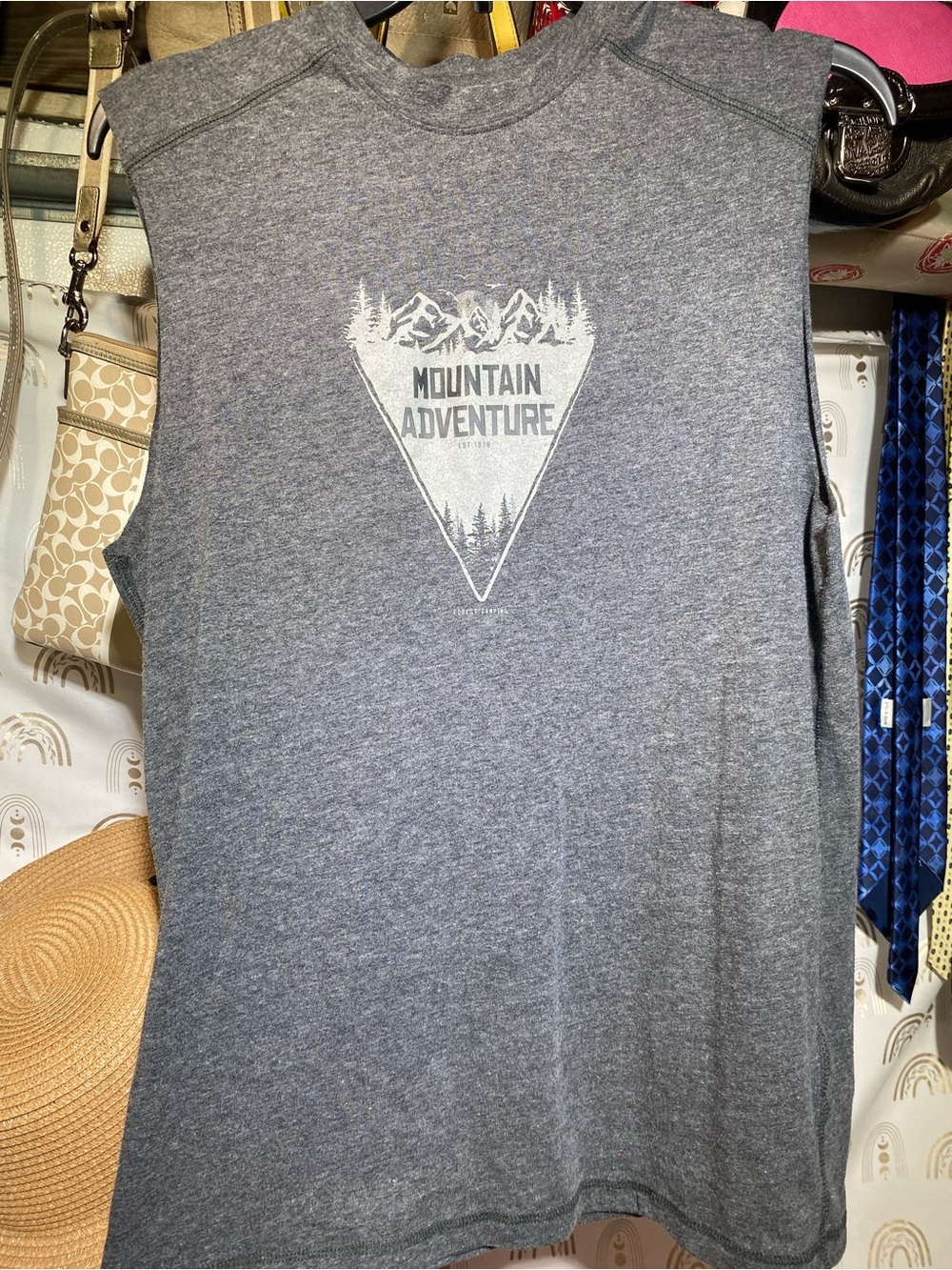 Outdoor Life Gray Graphic Tank Top with White 'Mountain Adventure' Print